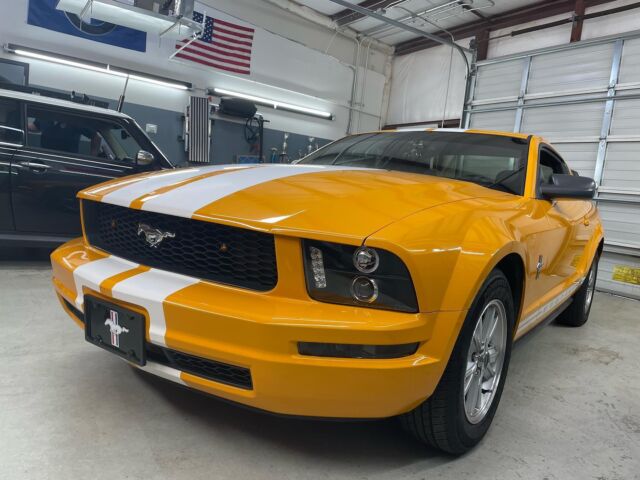 Bright sunshiny day ☀️
Happy Monday
#mustang #fordmustang
